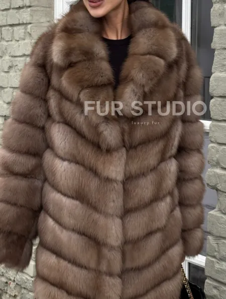 Длинная шуба из меха куницы - фото 2