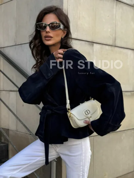 Модная куртка из замшевой кожи - фото 8