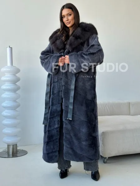Длинная норковая шуба с куницей капюшон - фото 8