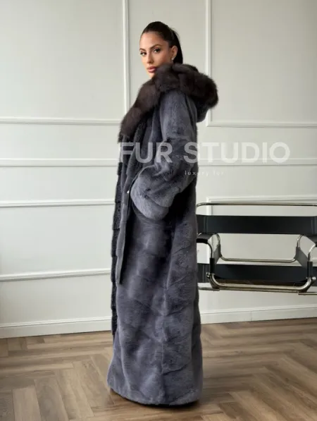Длинная норковая шуба в пол с капюшоном куница - фото 9