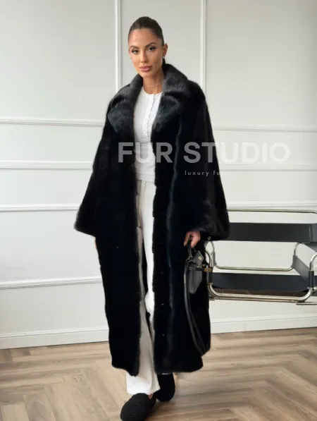 Черное меховое норковое пальто в стиле 