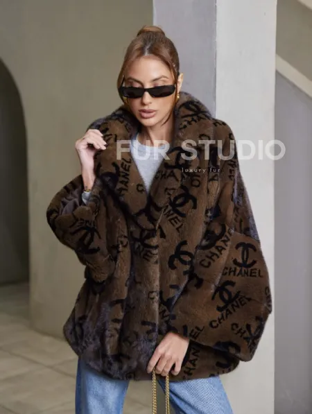 Кимоно из меха норки английский воротник, принт - фото 0