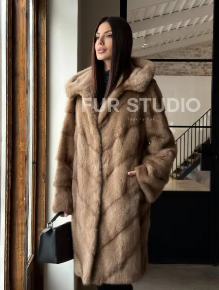 Норковая шуба с капюшоном - цвет пастель - фото 13