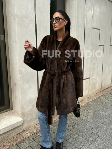 Шуба из скандинавской норки в цвете соболь - фото 5
