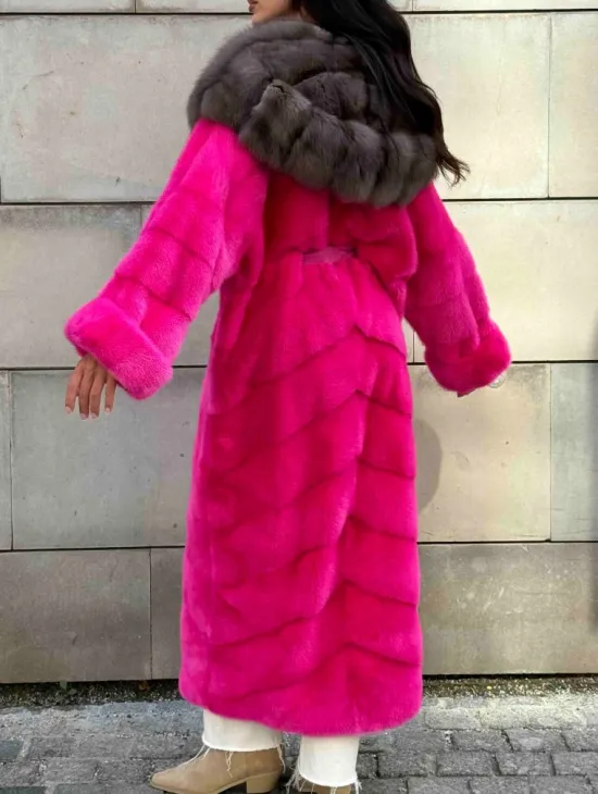 Шуба норковая с капюшоном из меха куницы - цвет фуксия - фото 6