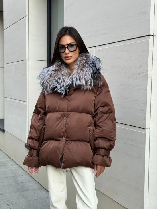 Женский зимний пуховик с мехом чернобурки - фото 6