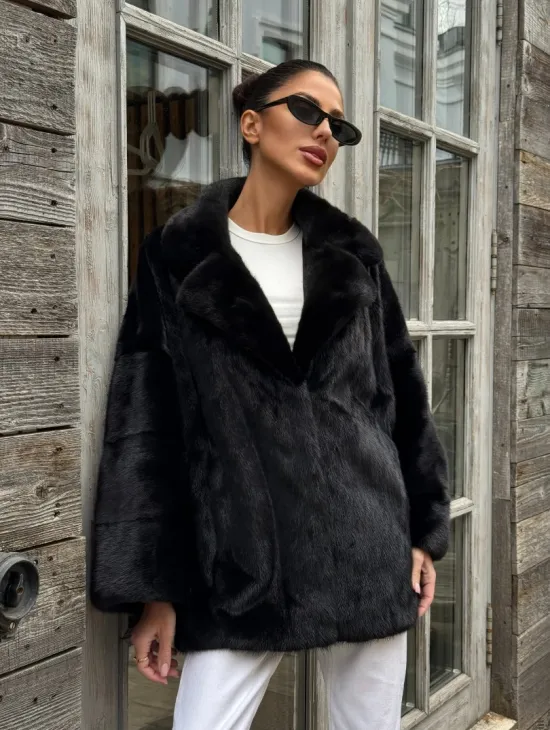 Женский норковый полушубок оверсайз в цвете Black, английский воротник - фото 4