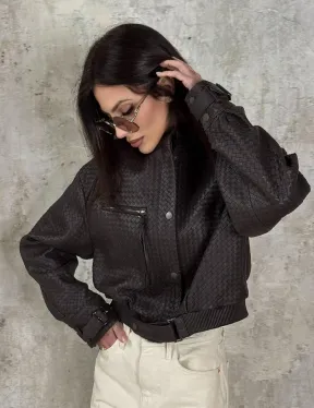 Женский бомбер из натуральной плетёной кожи - фото 6