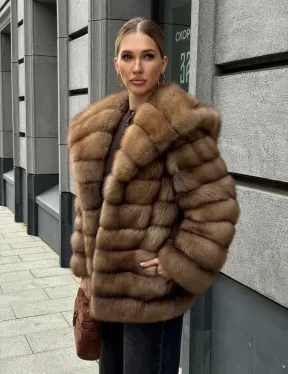 Шуба из натурального меха куницы с капюшоном - фото 10