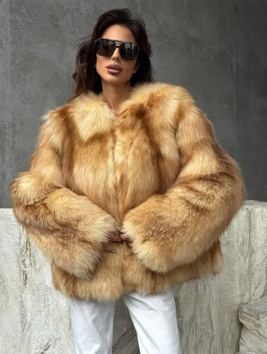 Шуба из натурального лисьего меха - фото 4