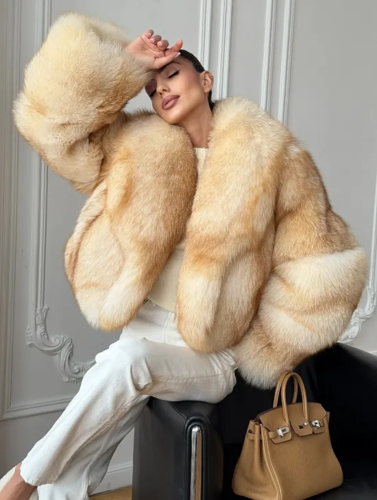 Полушубок-кроп с шалевым воротником из меха песца - фото 8