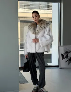 Белое норковое пончо-шуба с капюшоном из рыси - фото 20