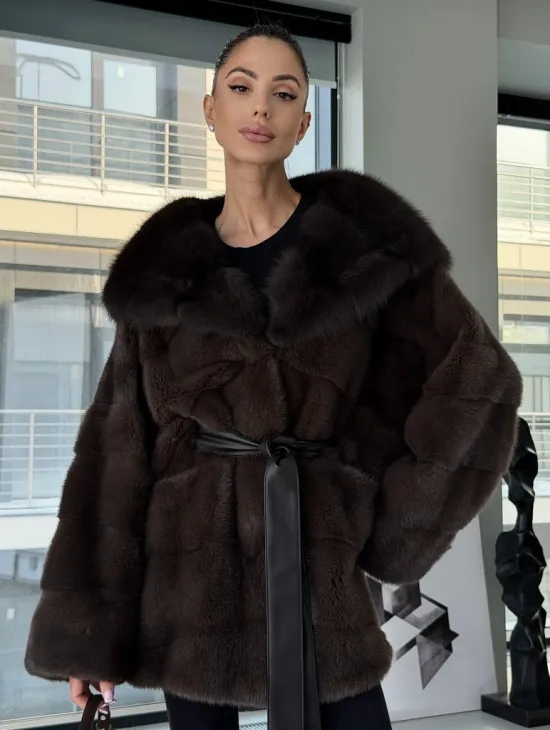 Норковая шуба кимоно с капюшоном куница - фото 8