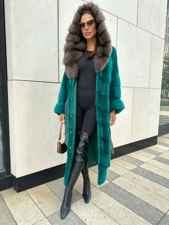 Шуба норковая с капюшоном из меха куницы - цвет морской изумруд - фото 2